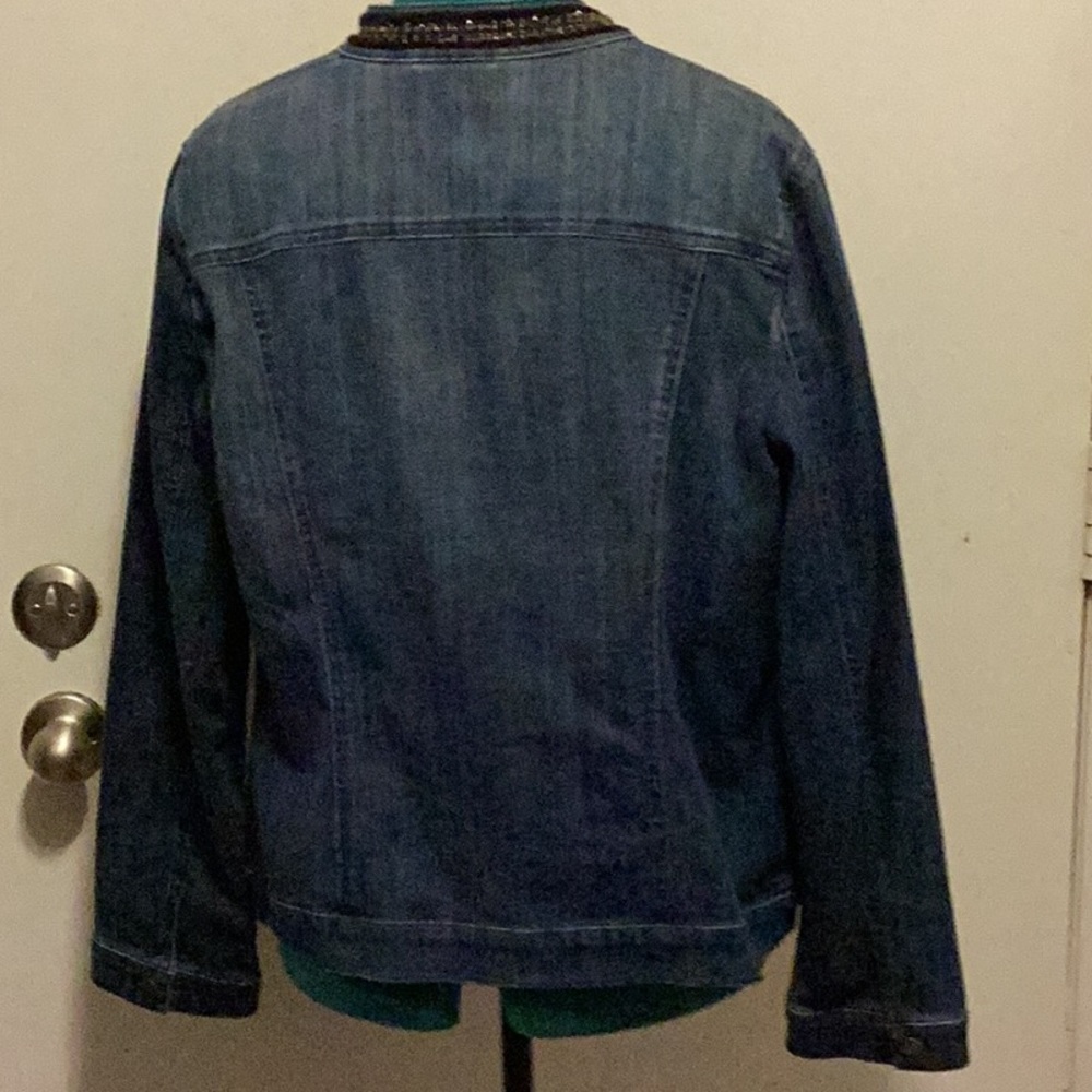 Chico’s Jean Jacket w/Golden Black Ribbon on Collar & pockets size 2 - Picture 8 of 10